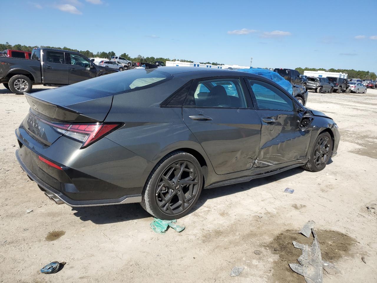 2024 Hyundai Elantra - Image 3