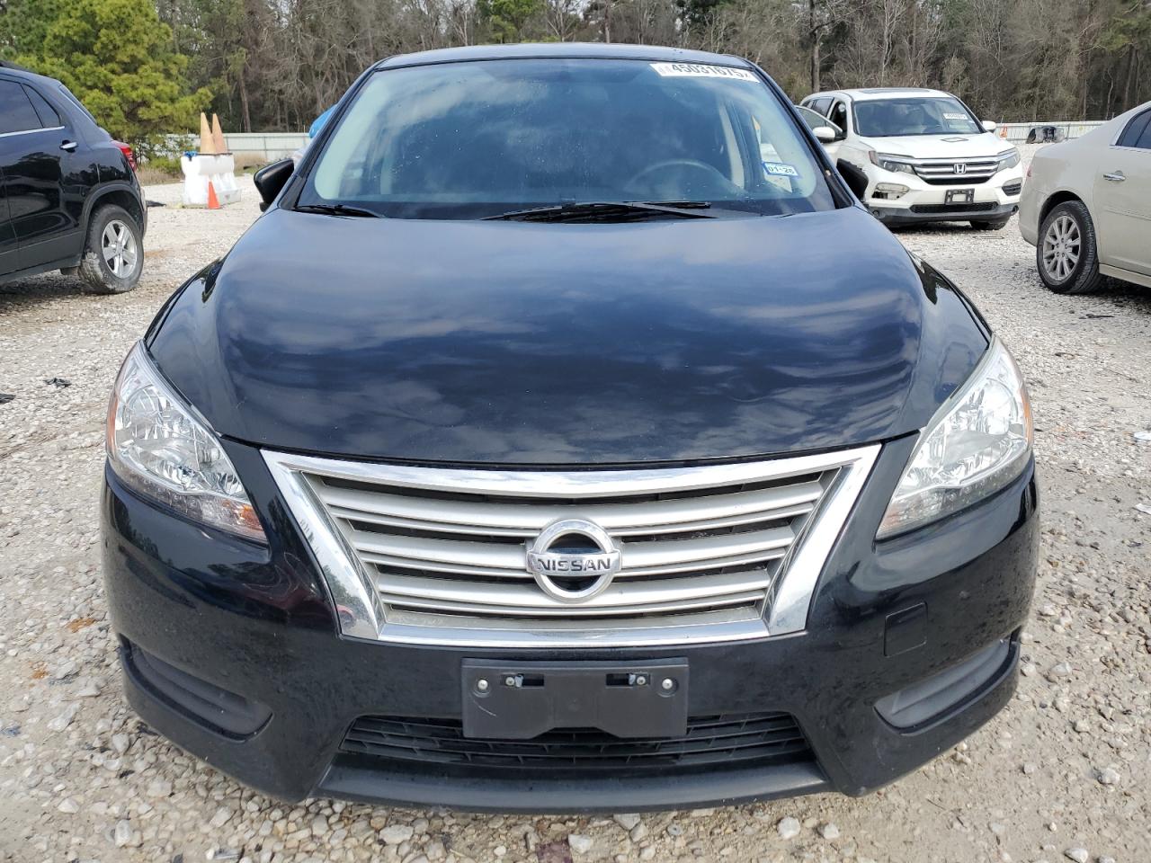 2015 Nissan Sentra - Image 5