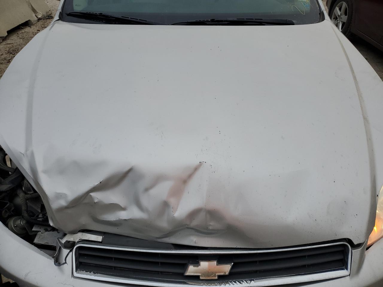 2008 Chevrolet Impala - Image 11