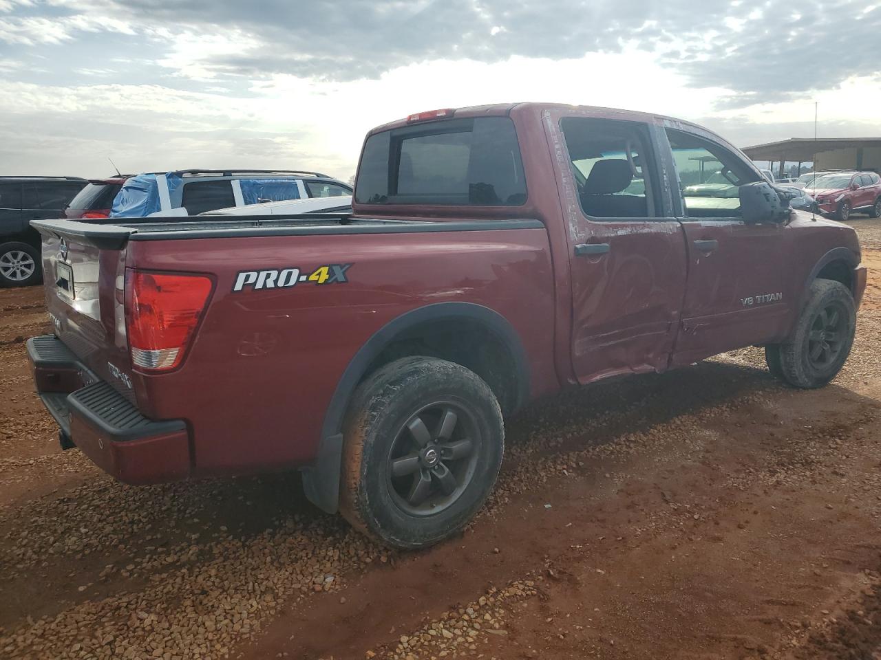 2015 Nissan Titan - Image 3