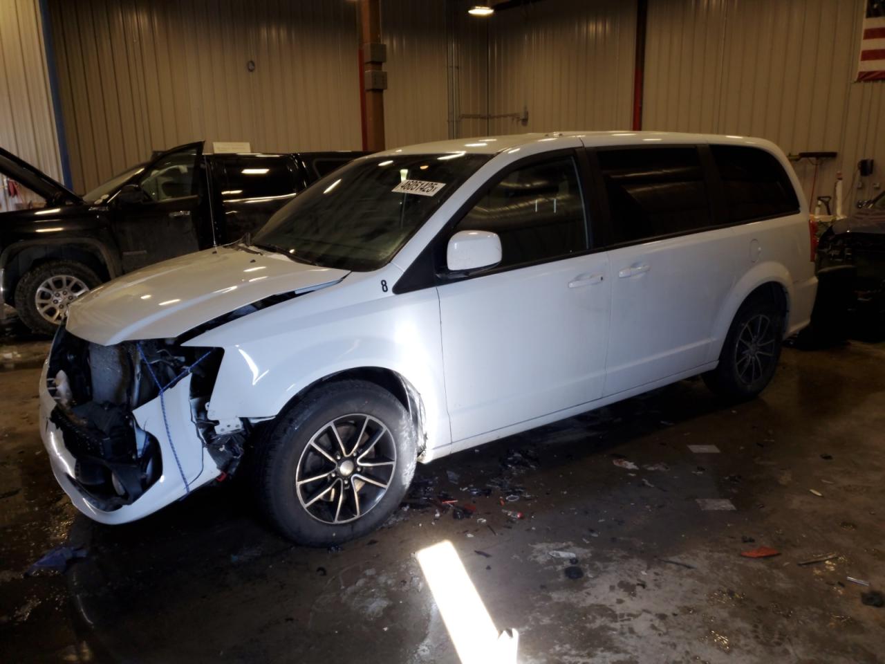 2019 Dodge Caravan - Image 1