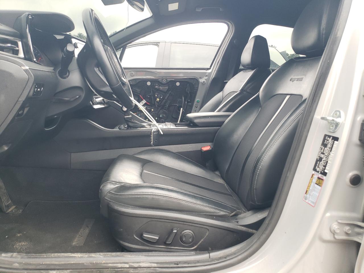 2022 Kia K5 - Image 7