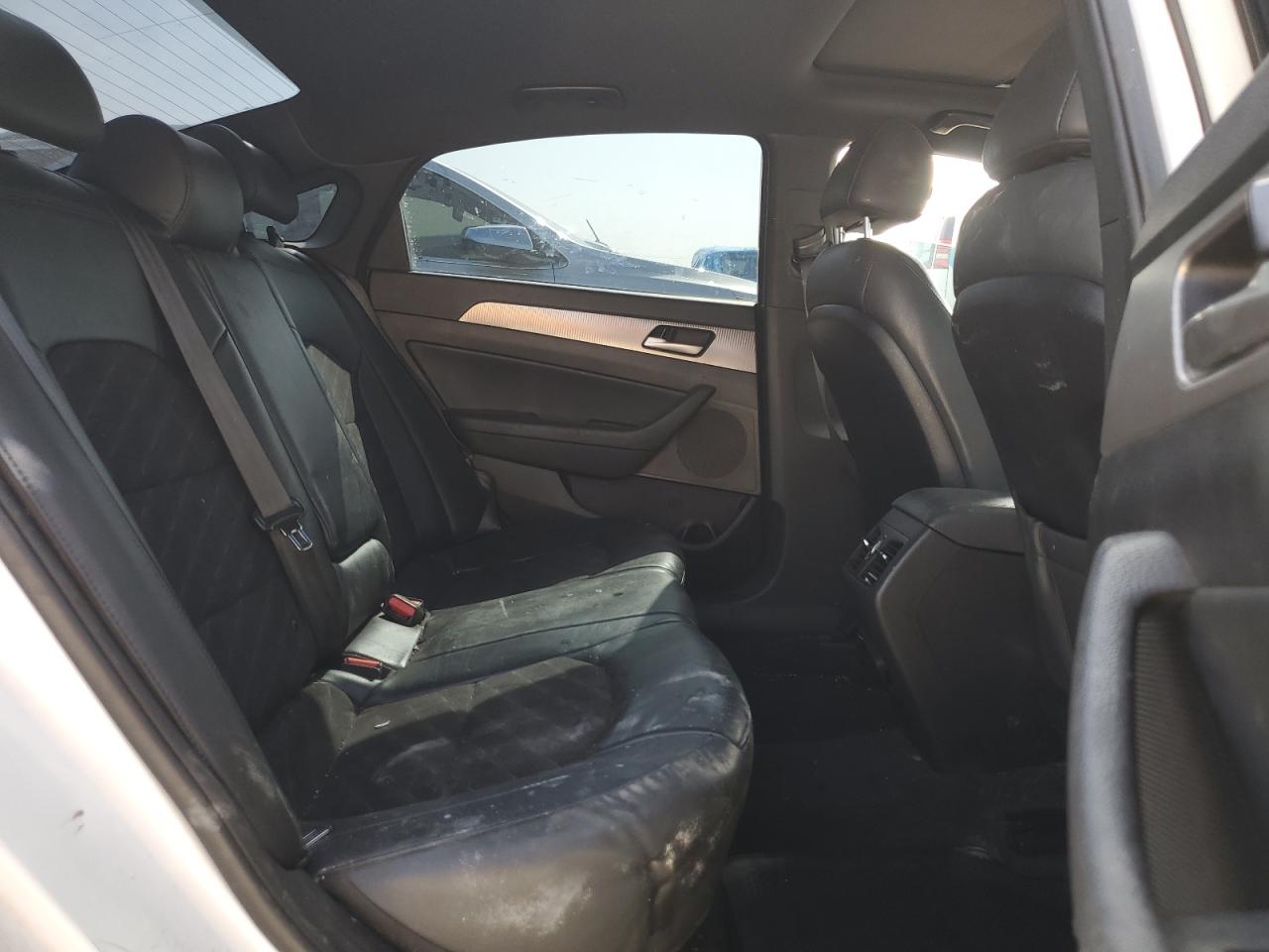 2018 Hyundai Sonata - Image 10