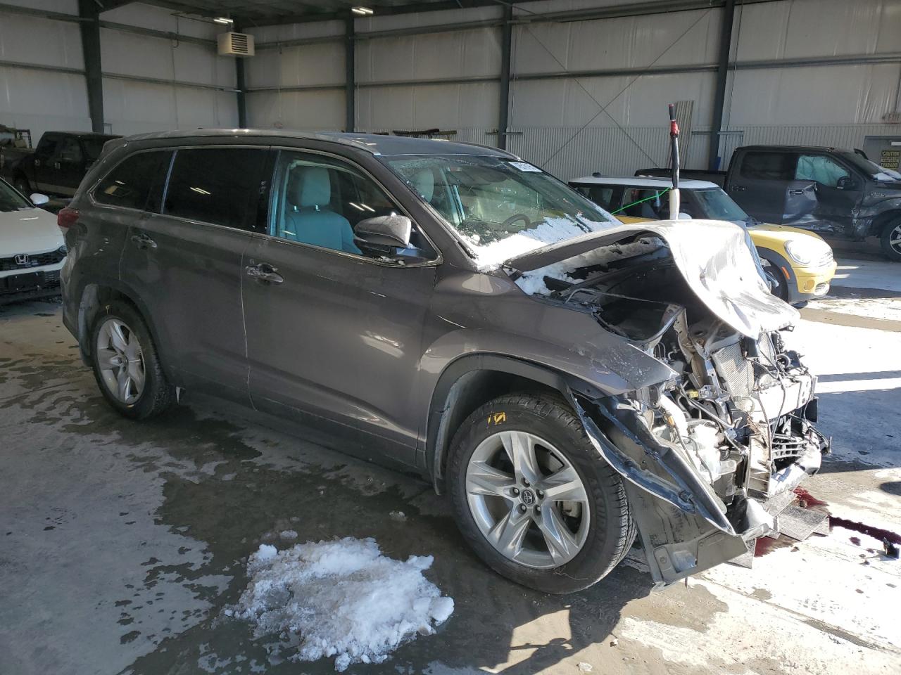 2019 Toyota Highlander - Image 4