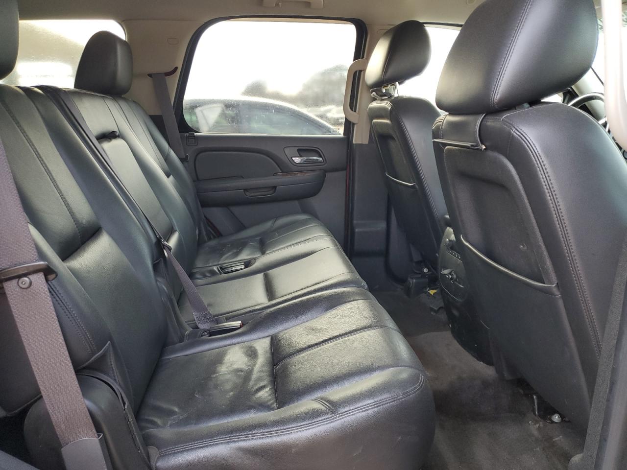 2013 Chevrolet Tahoe - Image 11