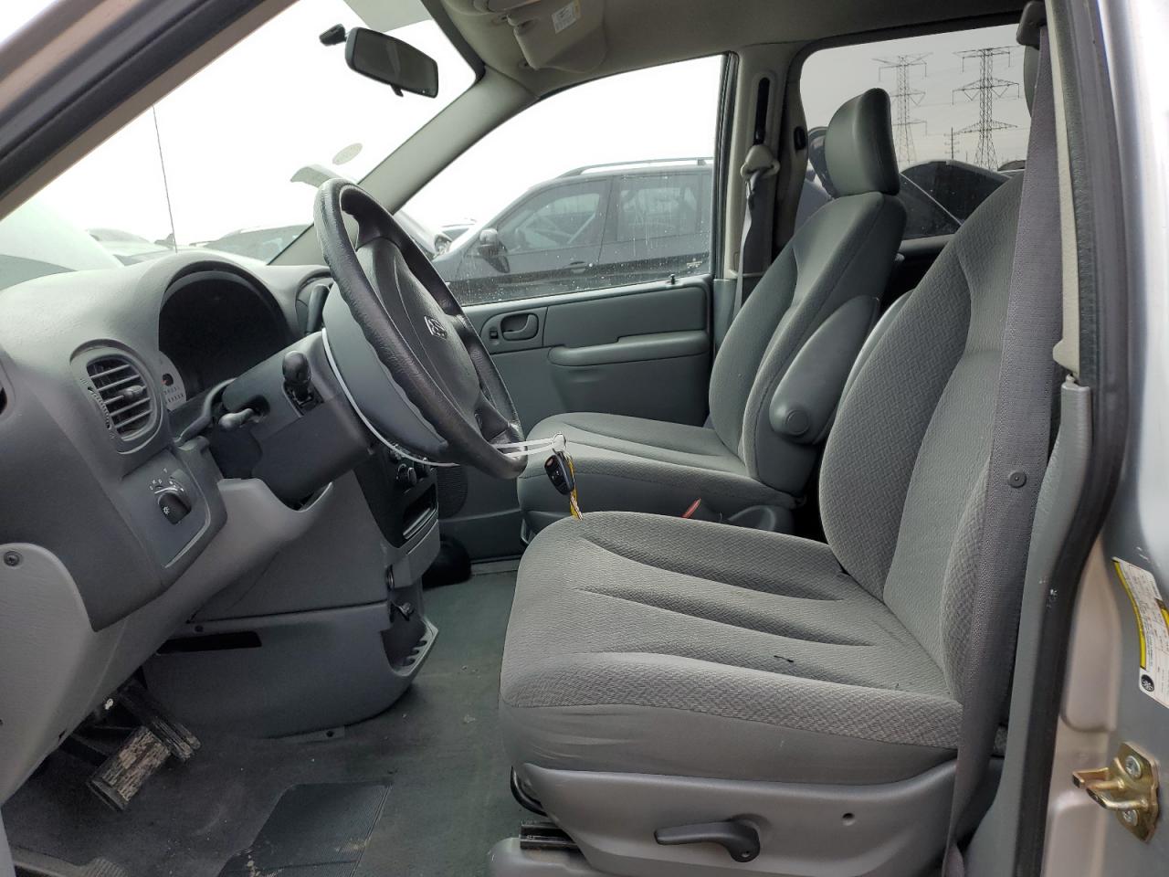 2006 Dodge Caravan - Image 7
