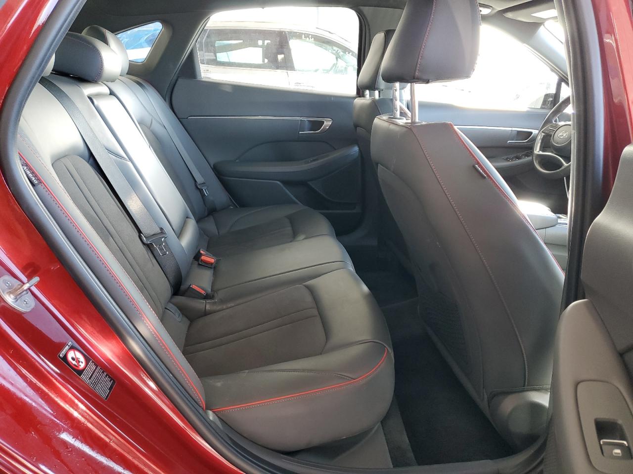 2023 Hyundai Sonata - Image 10