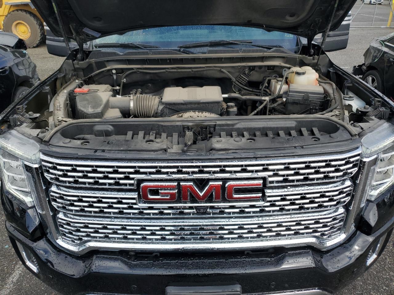 2022 GMC Sierra - Image 11