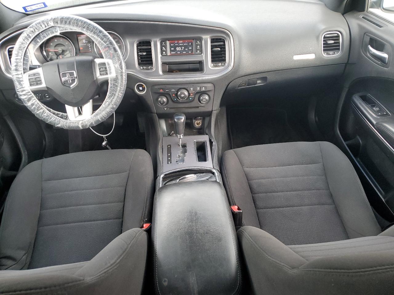 2014 Dodge Charger - Image 8