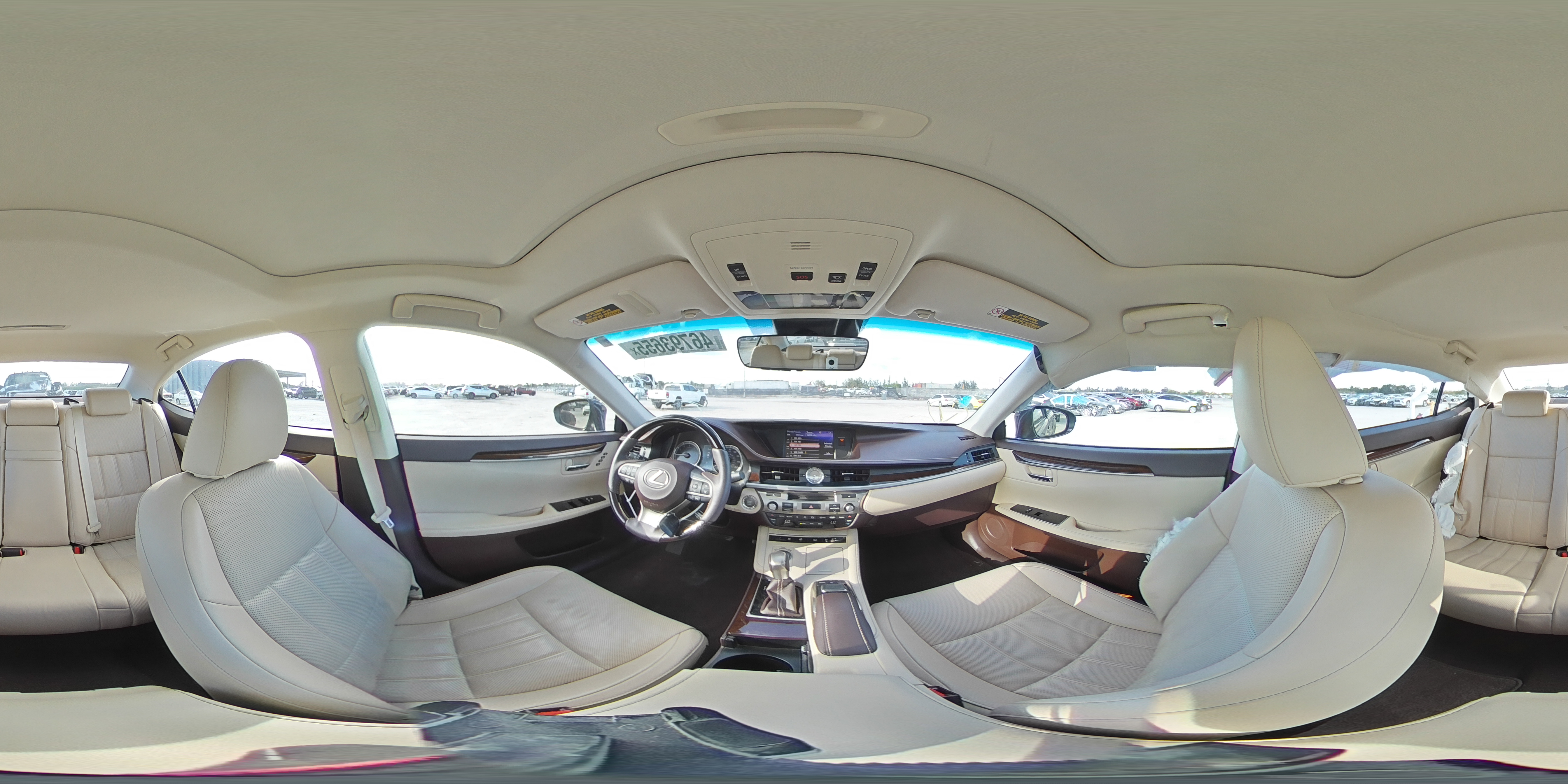 2017 Lexus ES - Image 12