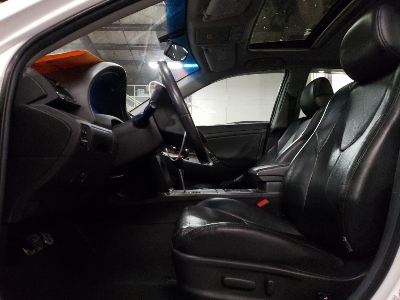 2011 Toyota Camry - Image 7