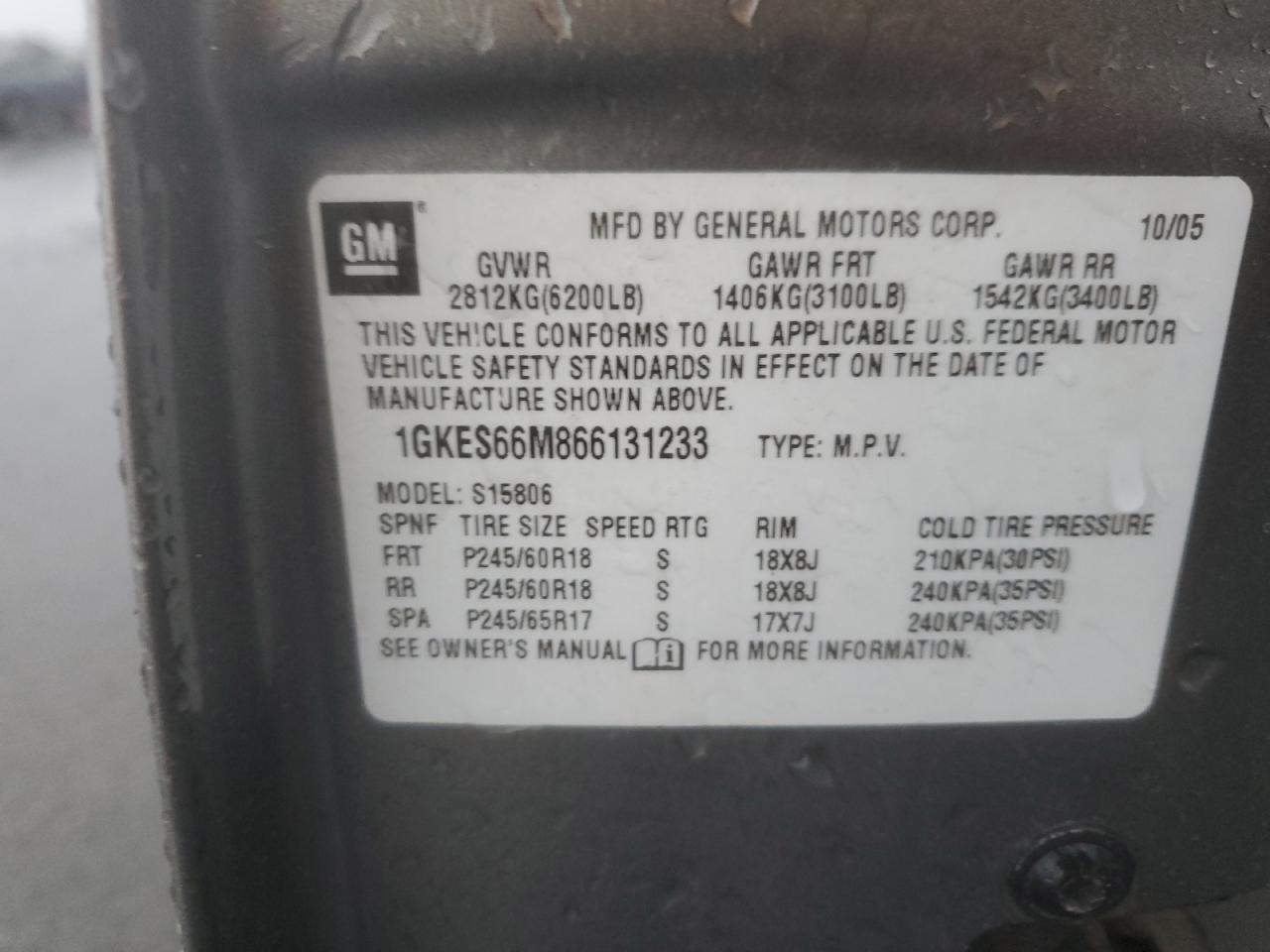 2006 GMC Envoy - Image 13