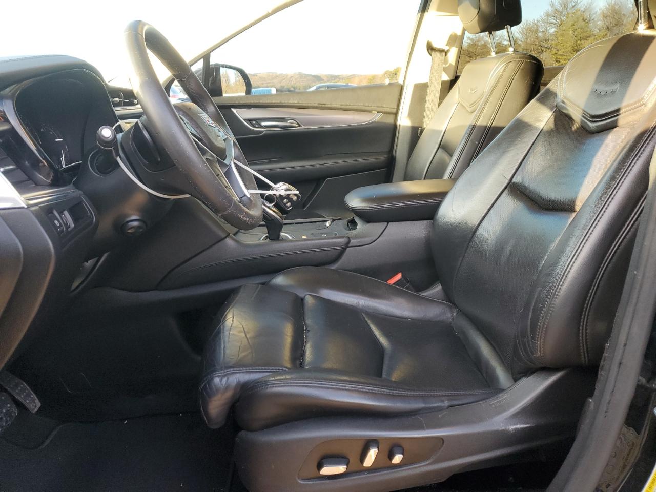 2017 Cadillac XT5 - Image 7