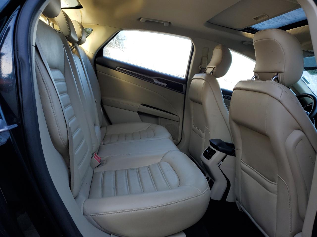 2014 Ford Fusion - Image 10