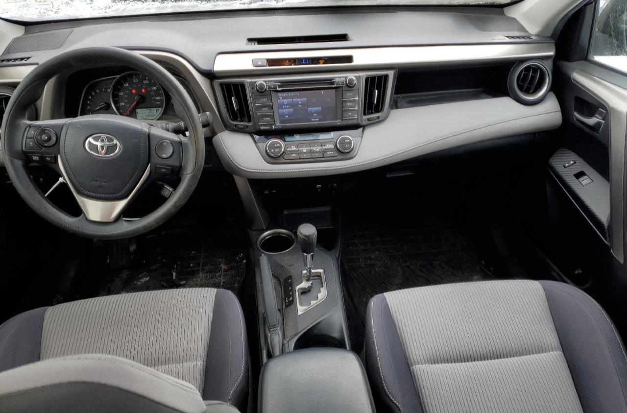 2015 Toyota RAV 4 - Image 8