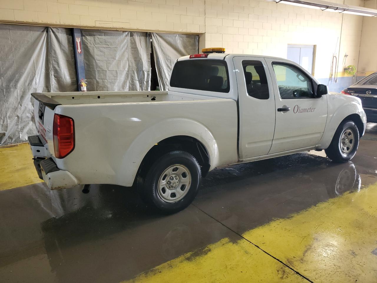 2017 Nissan Navara (Frontier) - Image 3