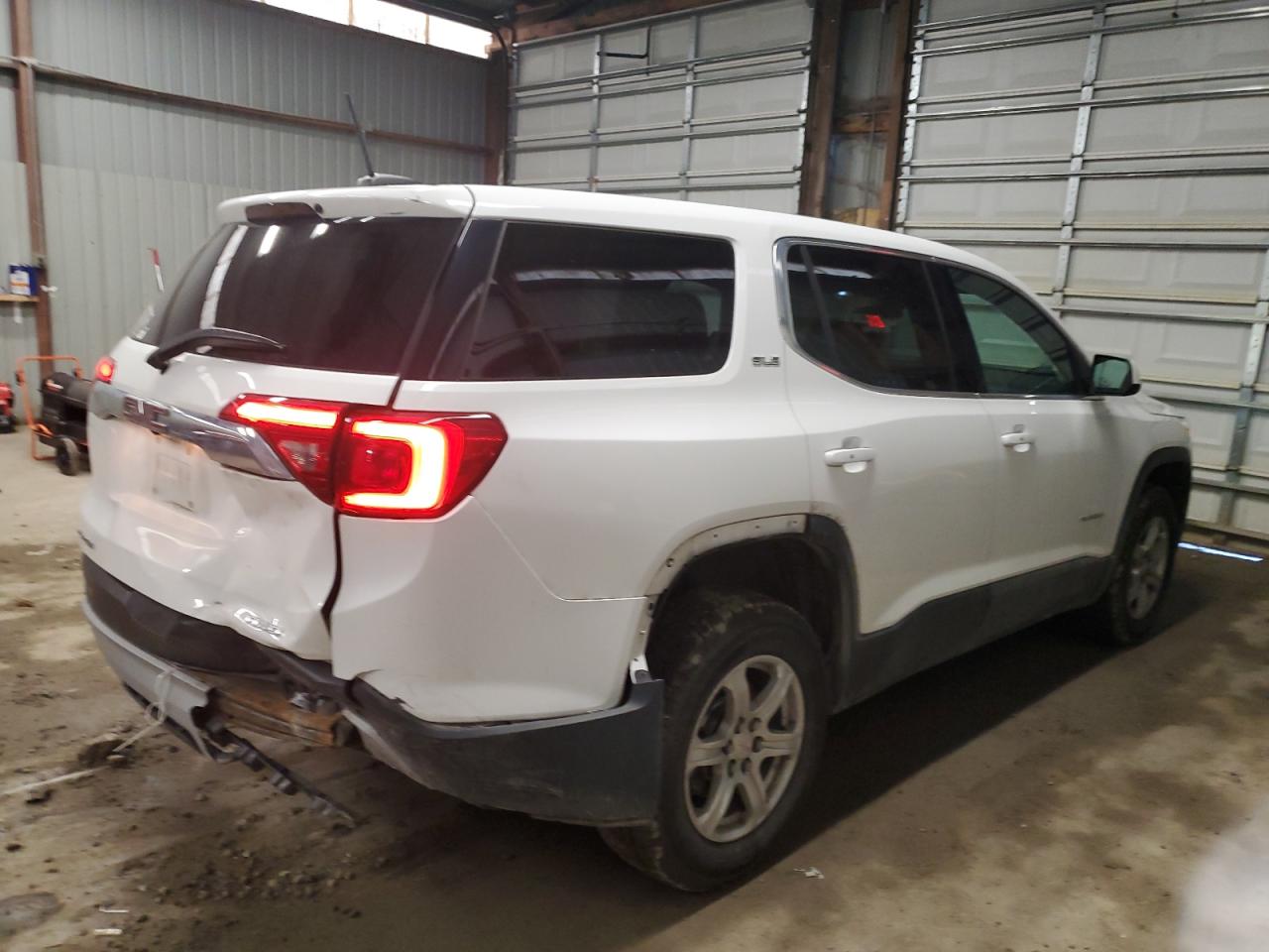 2017 GMC Acadia - Image 3
