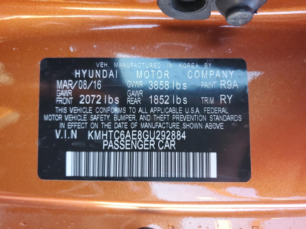 2016 Hyundai Veloster - Image 12