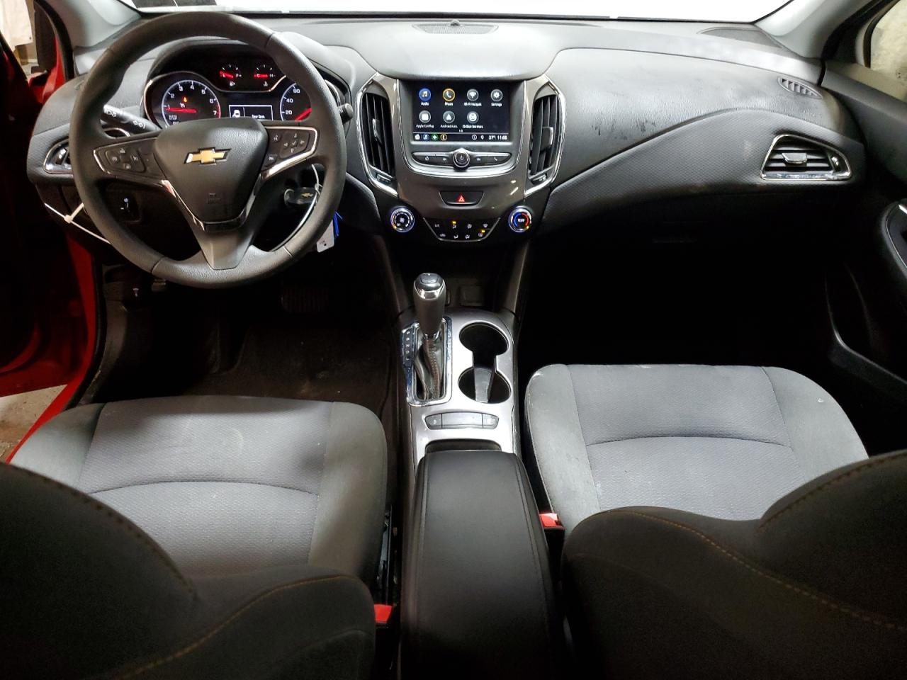 2019 Chevrolet Cruze - Image 8