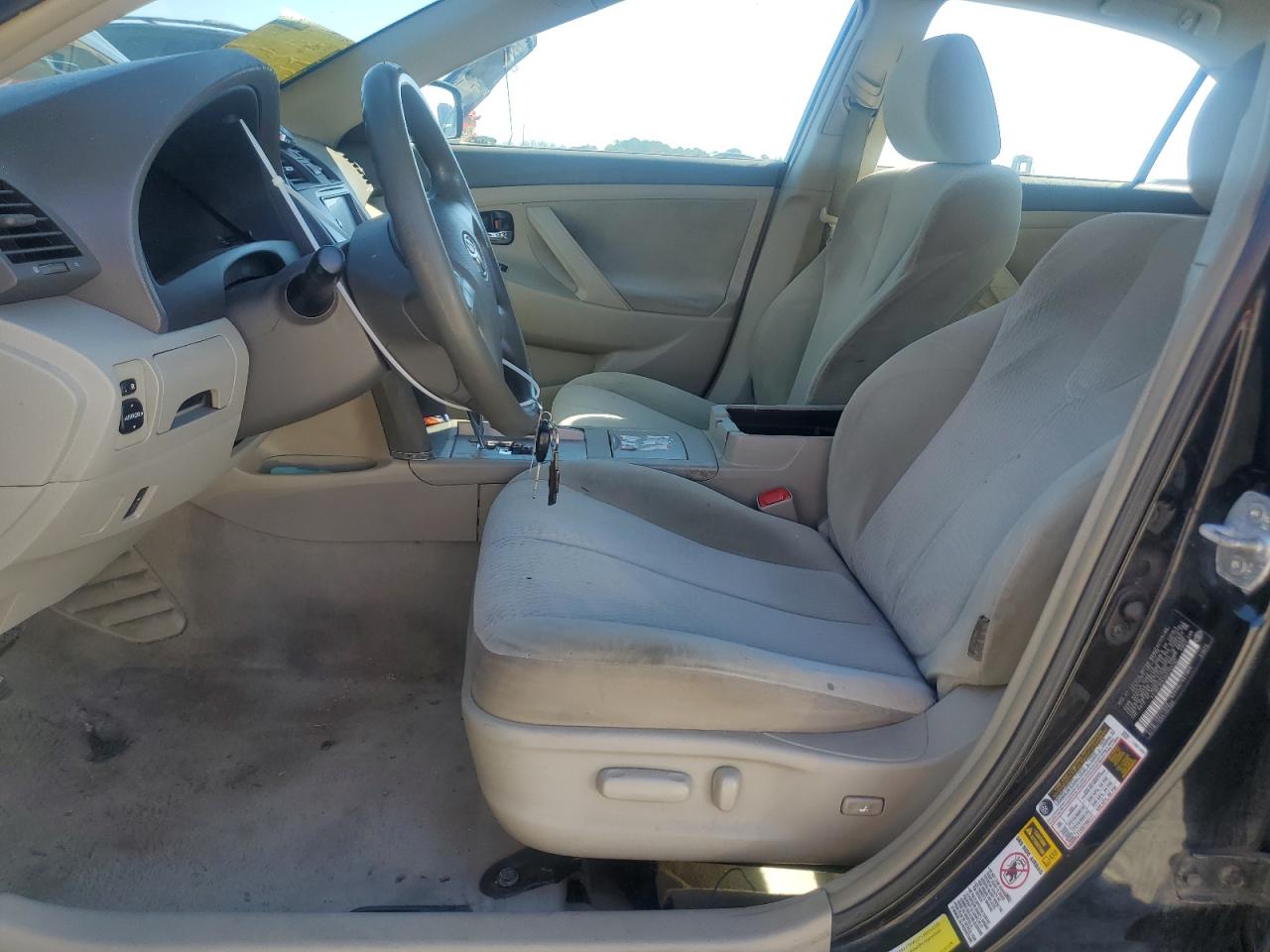 2010 Toyota Camry - Image 7