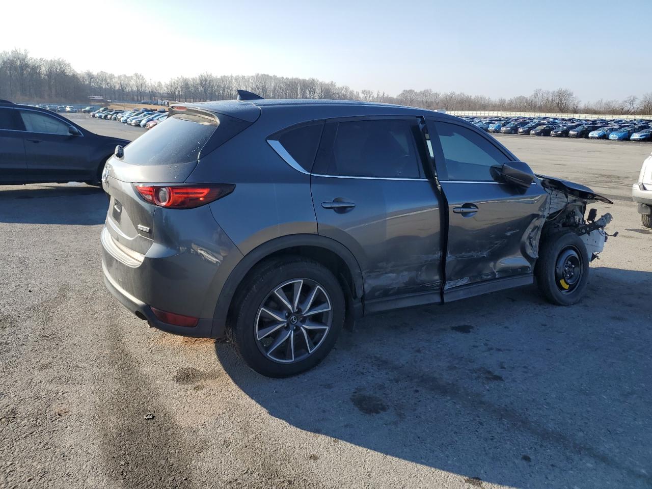 2018 Mazda CX-5 - Image 3