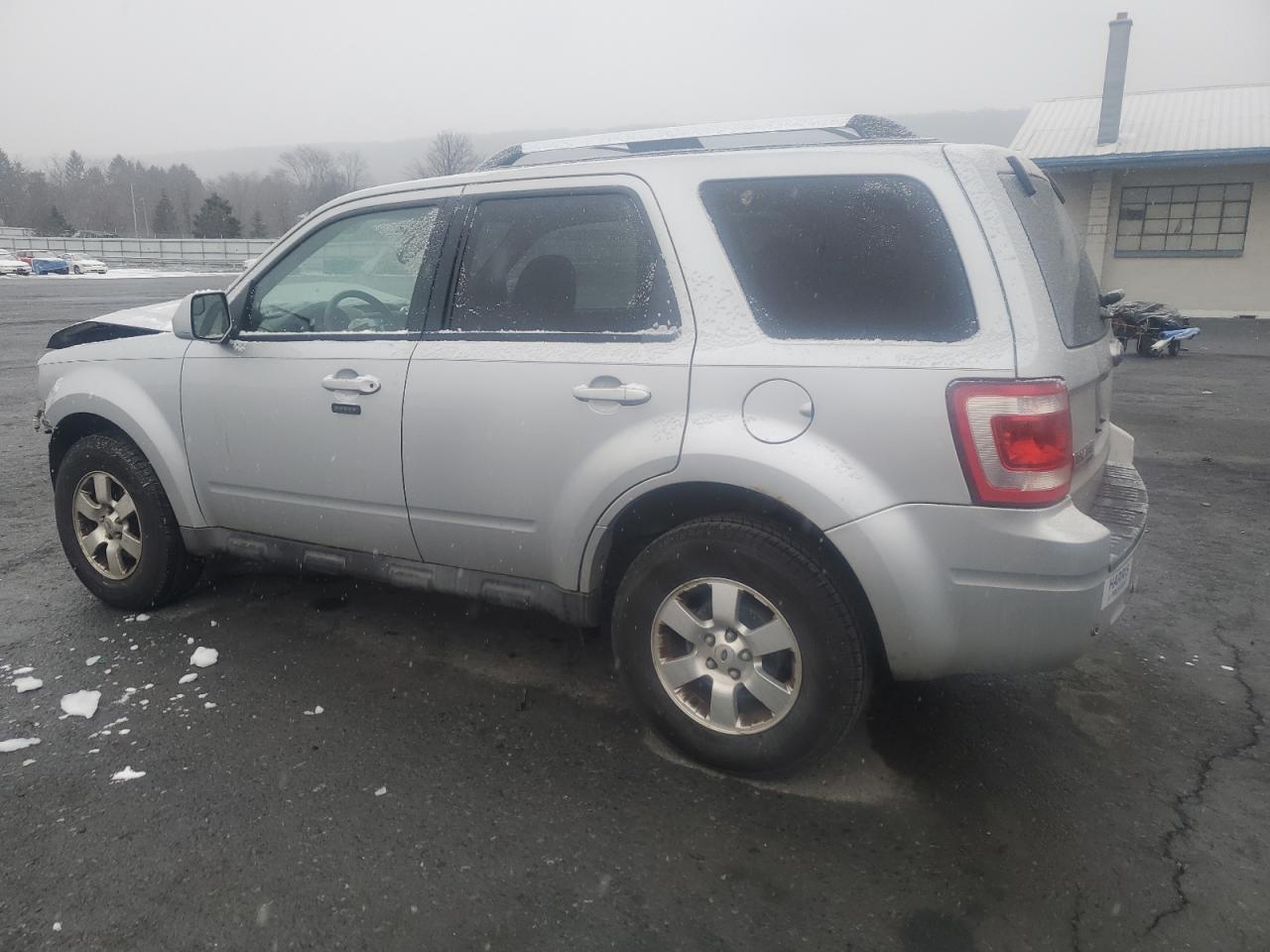 2011 Ford Escape - Image 2