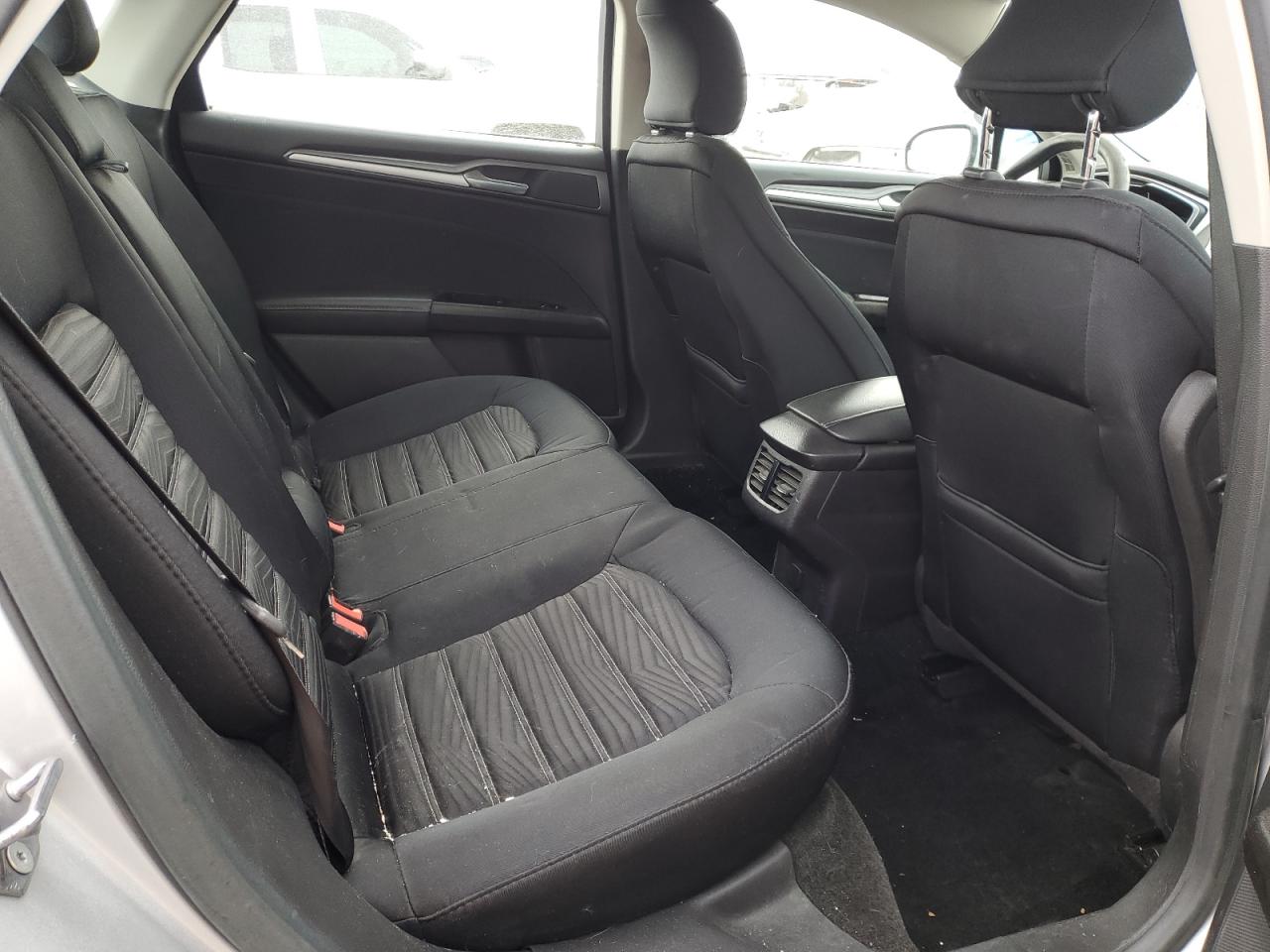2016 Ford Fusion - Image 10