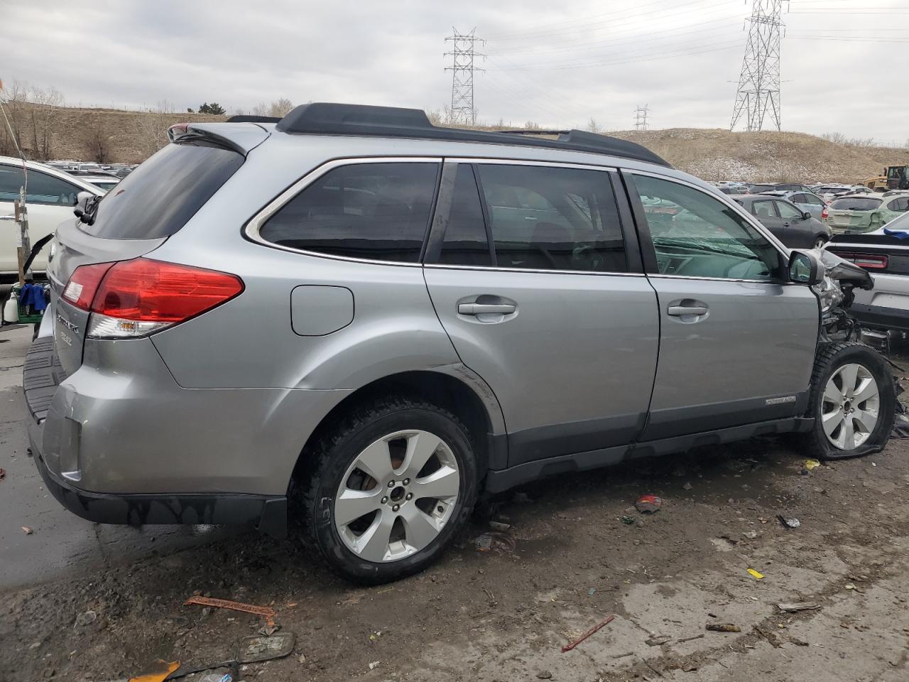 2011 Subaru Outback - Image 3