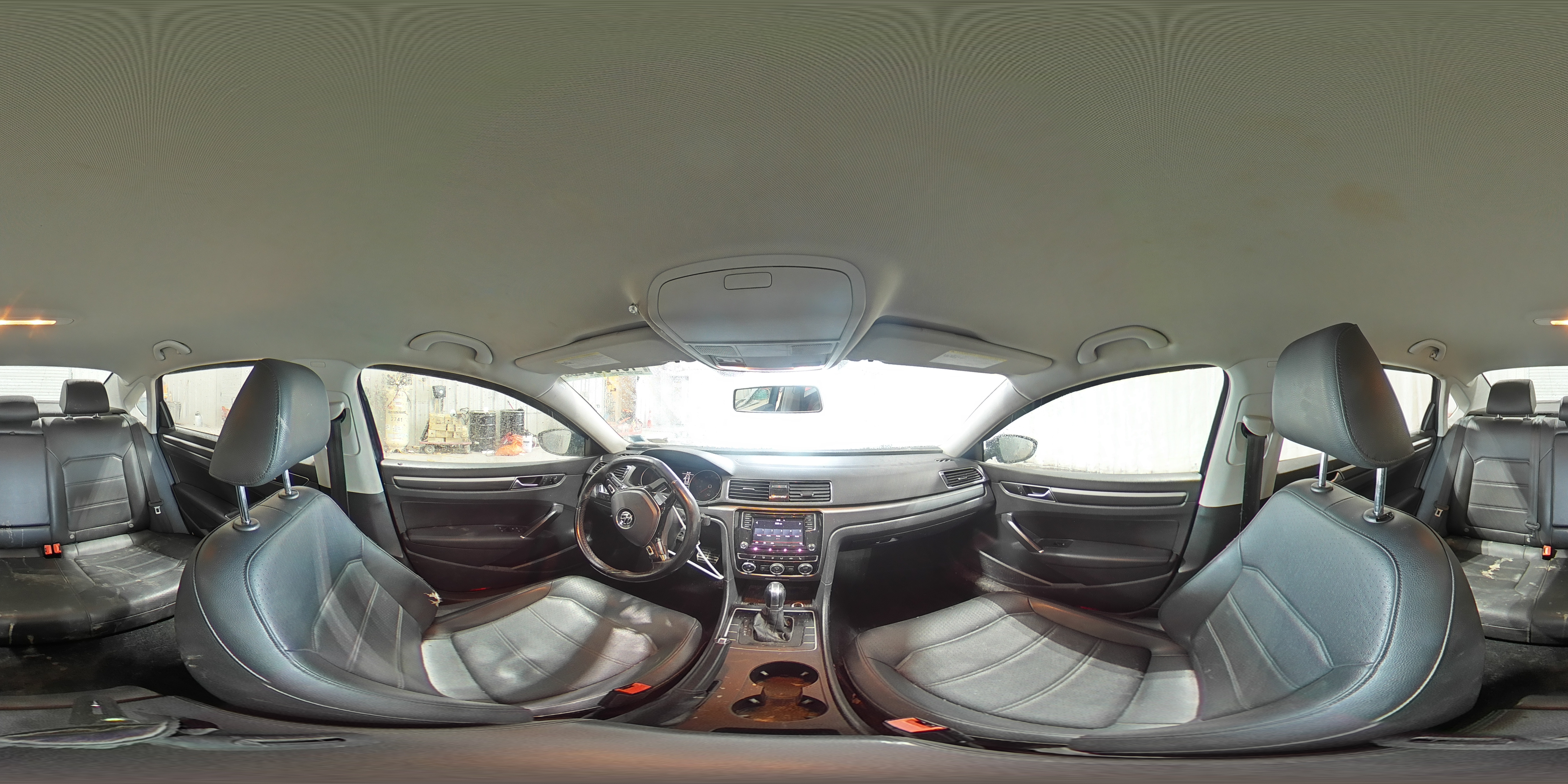 2018 Volkswagen Passat - Image 13