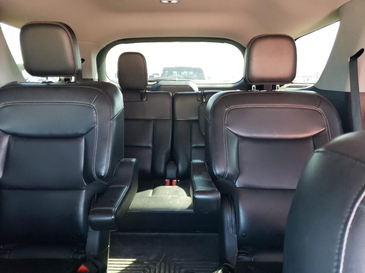 2021 Ford Explorer - Image 10