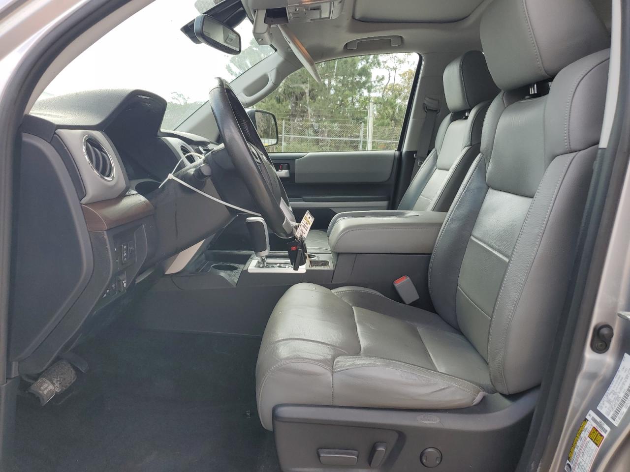 2020 Toyota Tundra - Image 7