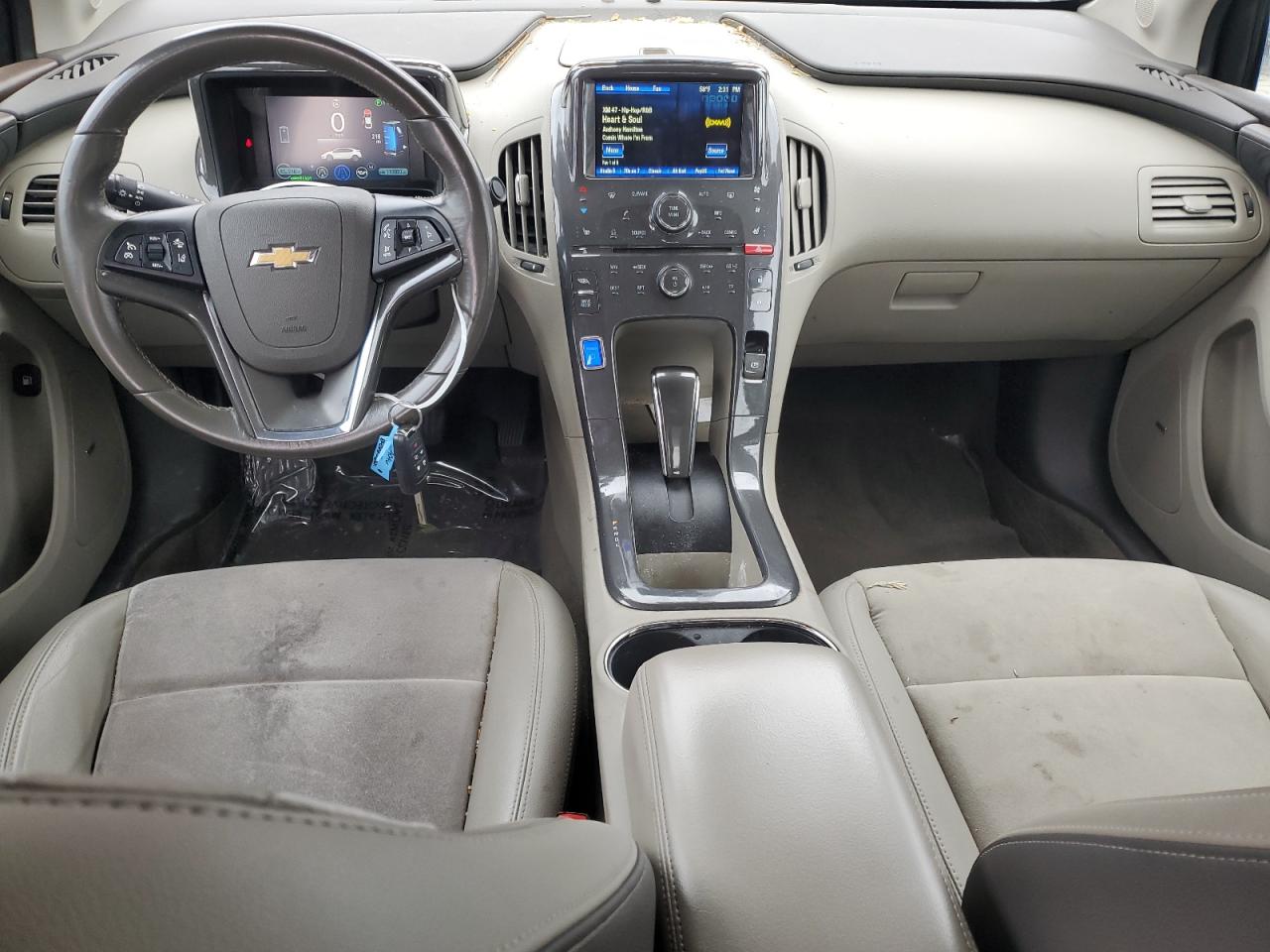 2014 Chevrolet Volt - Image 8