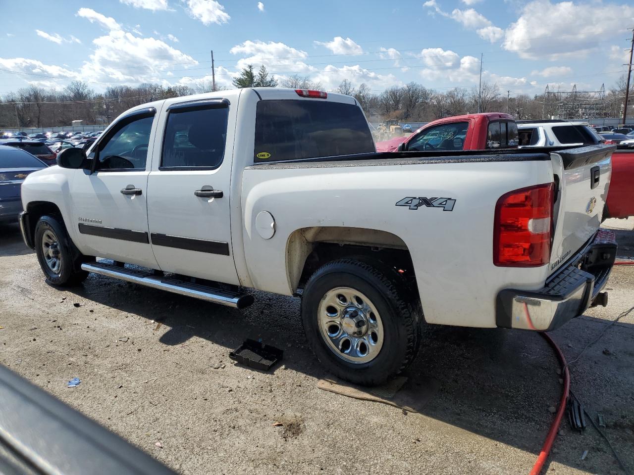 2013 Chevrolet Silverado - Image 2