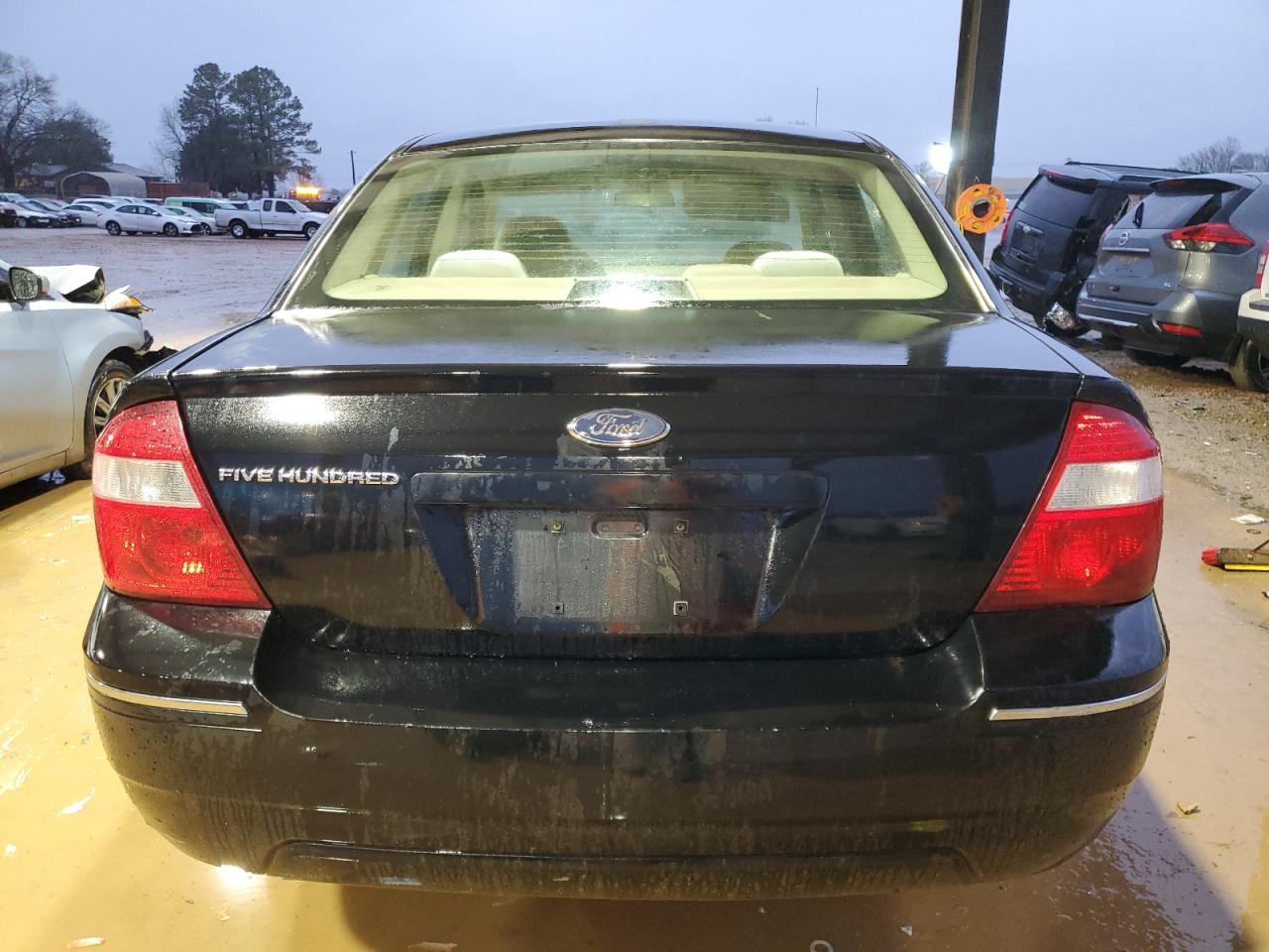 2005 Ford Five Hundred - Image 6