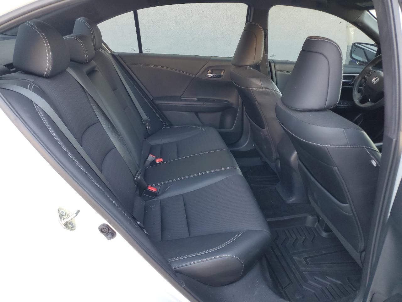 2016 Honda Accord - Image 10