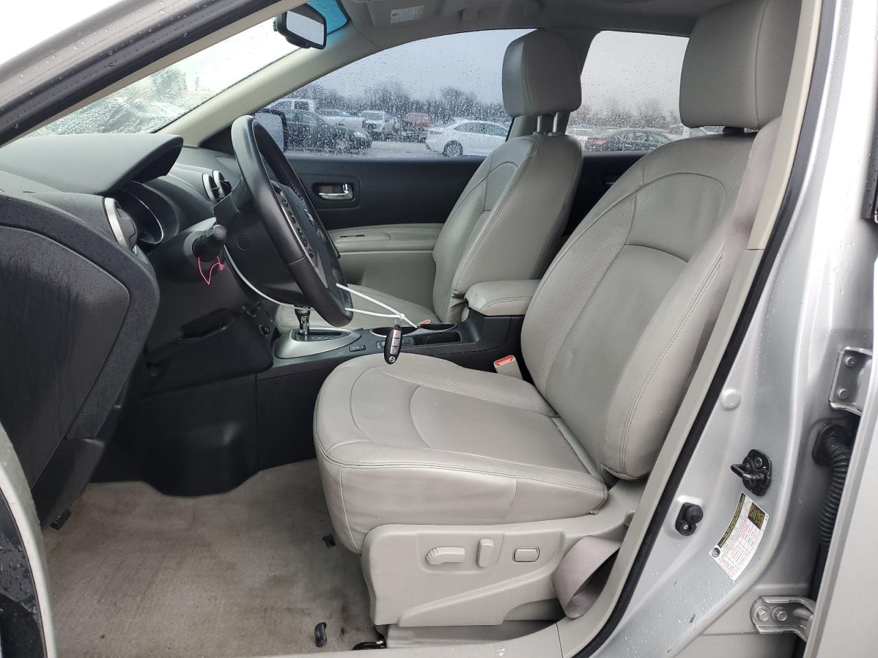 2013 Nissan Rogue - Image 7