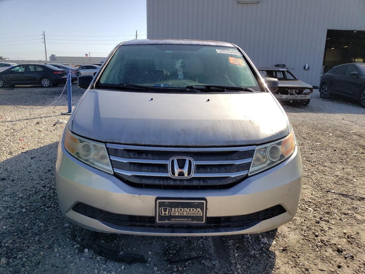 2011 Honda Odyssey - Image 5