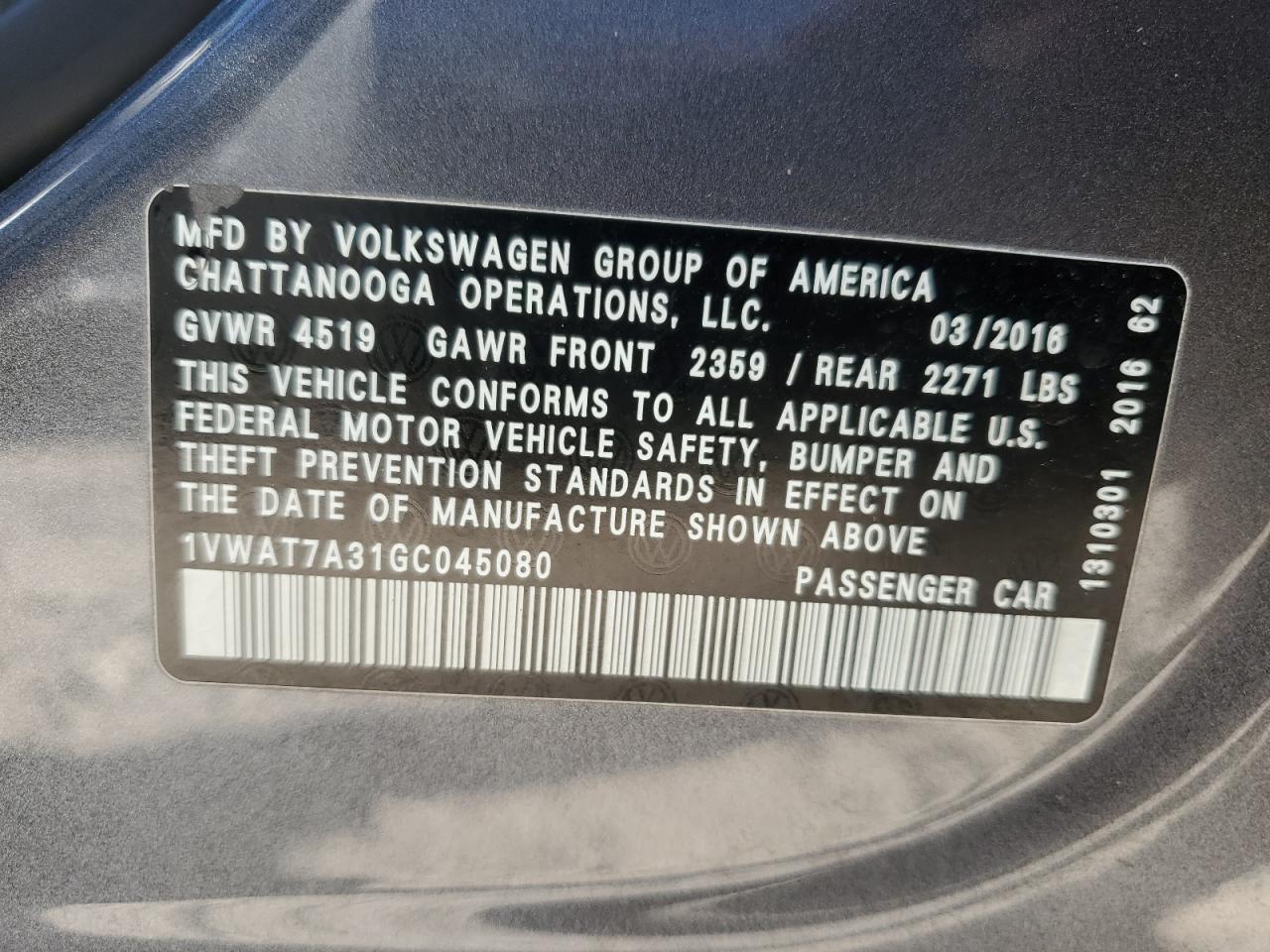 2016 Volkswagen Passat - Image 12