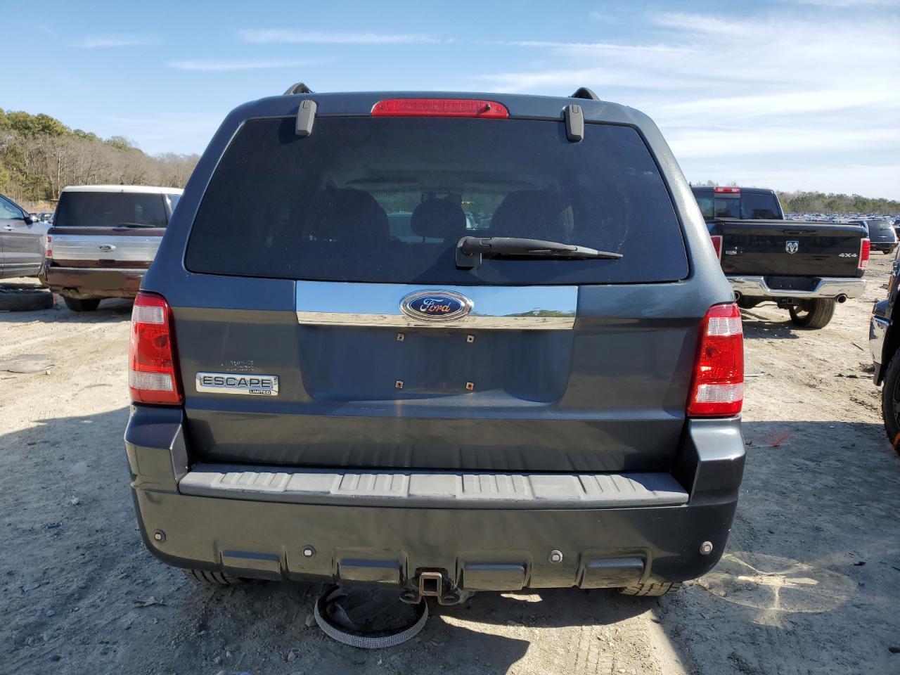 2008 Ford Escape - Image 6