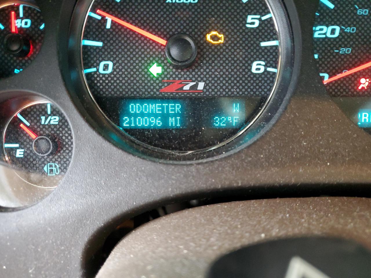 2010 Chevrolet Tahoe - Image 9