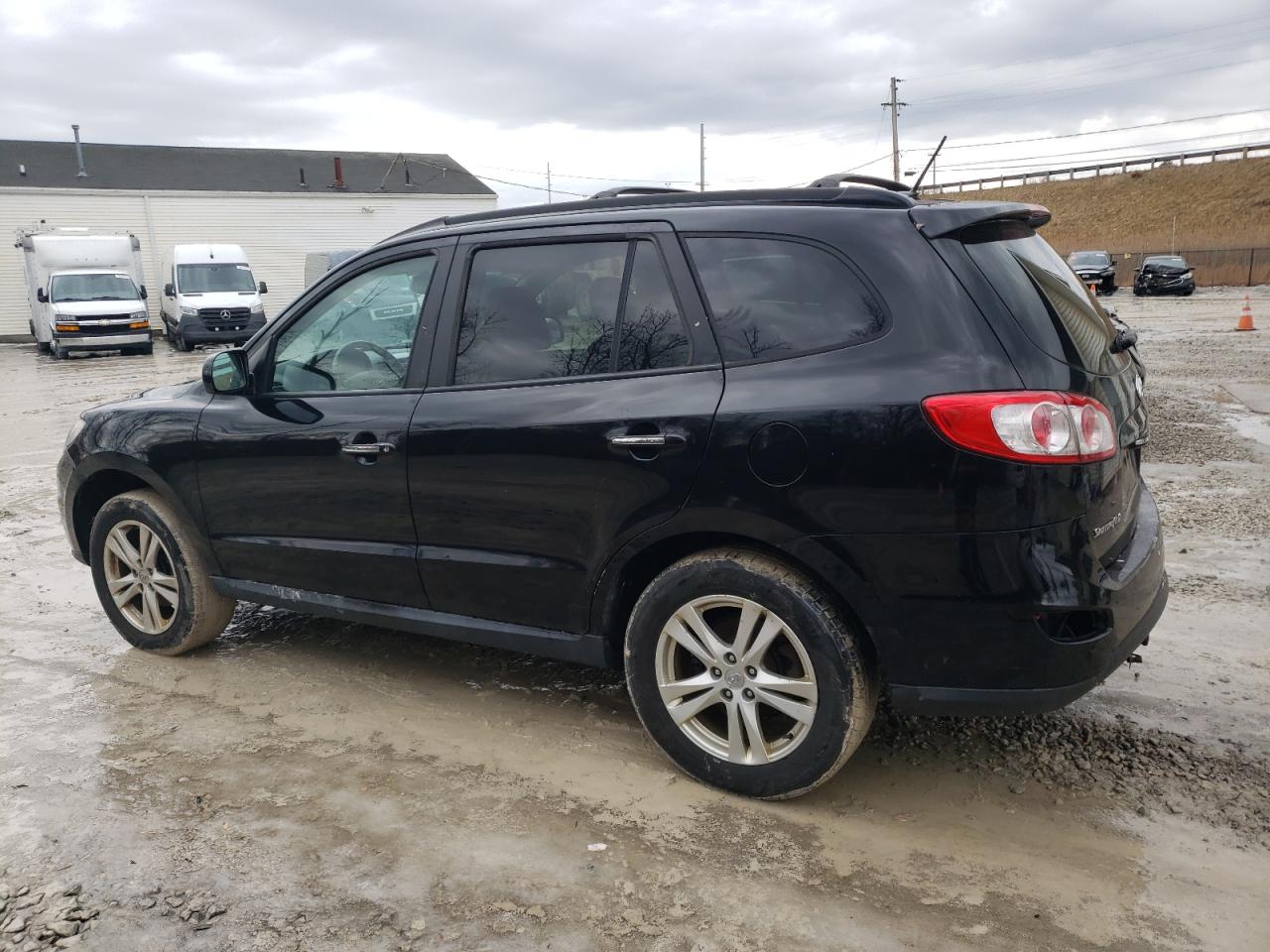 2012 Hyundai Santa Fe - Image 2