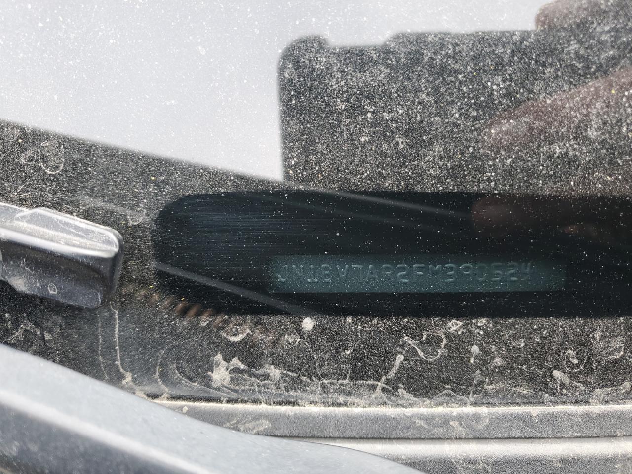 2015 Infiniti Q50 - Image 12