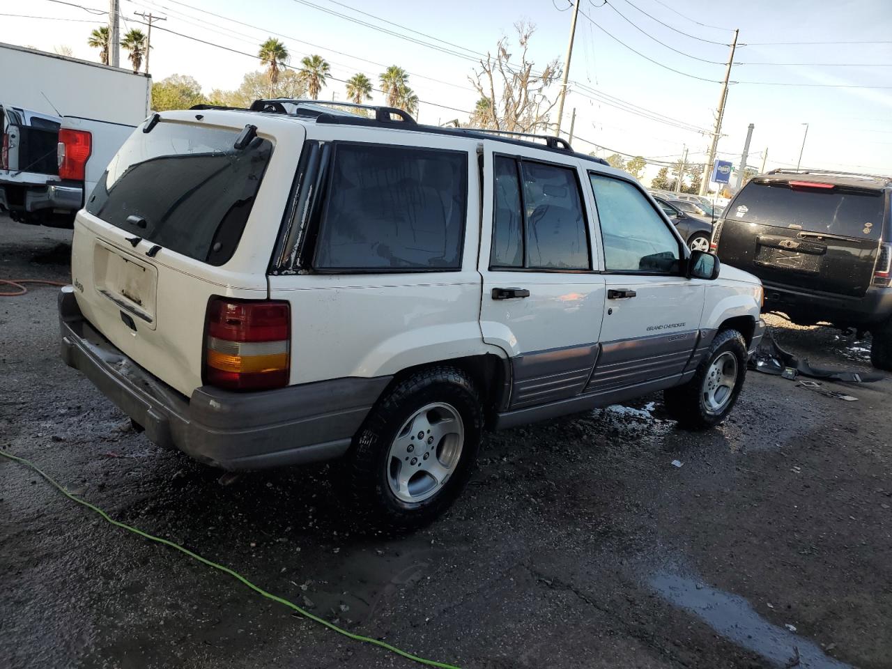 1997 Jeep Grand Cherokee - Image 3