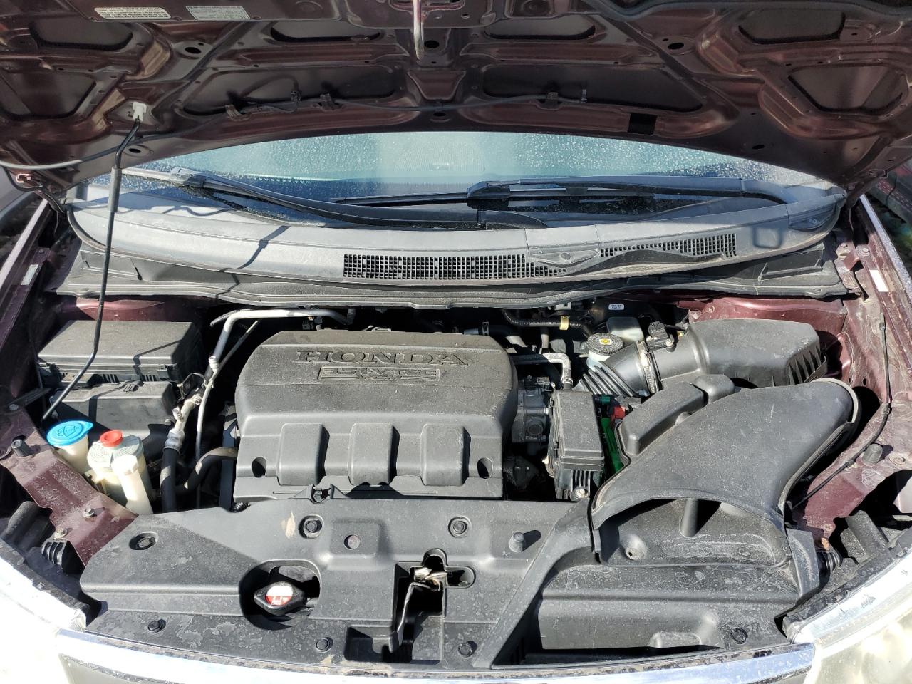 2012 Honda Odyssey - Image 12