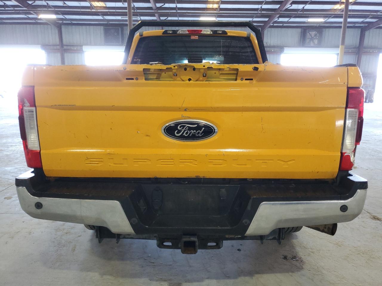 2018 Ford F250 - Image 6