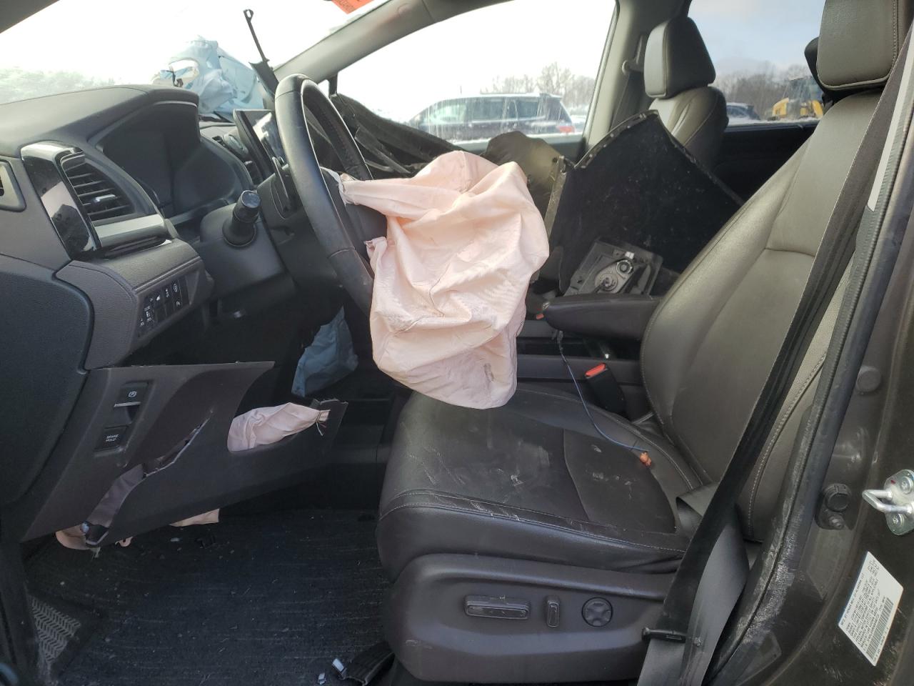 2022 Honda Odyssey - Image 7