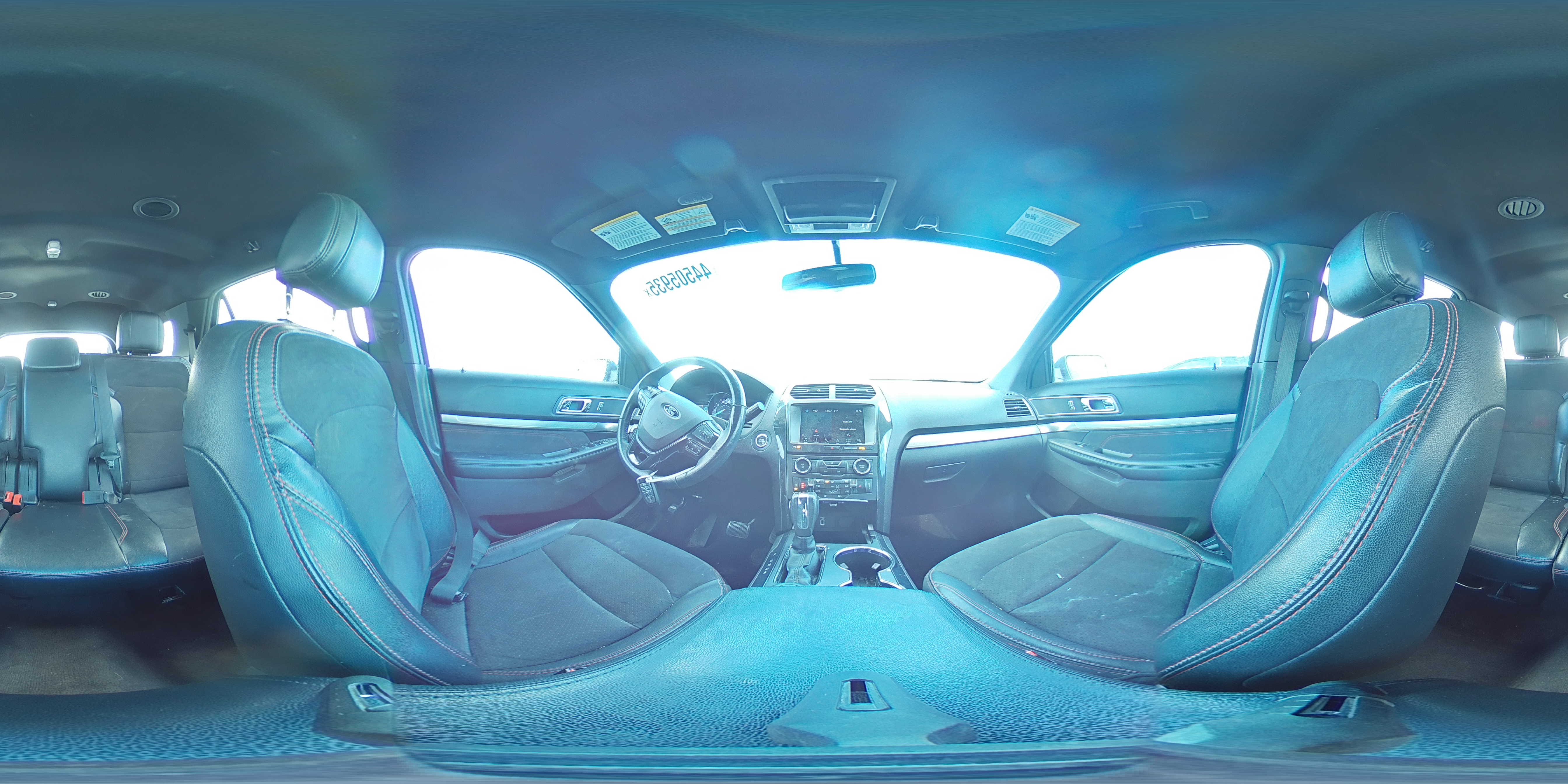 2018 Ford Explorer - Image 15