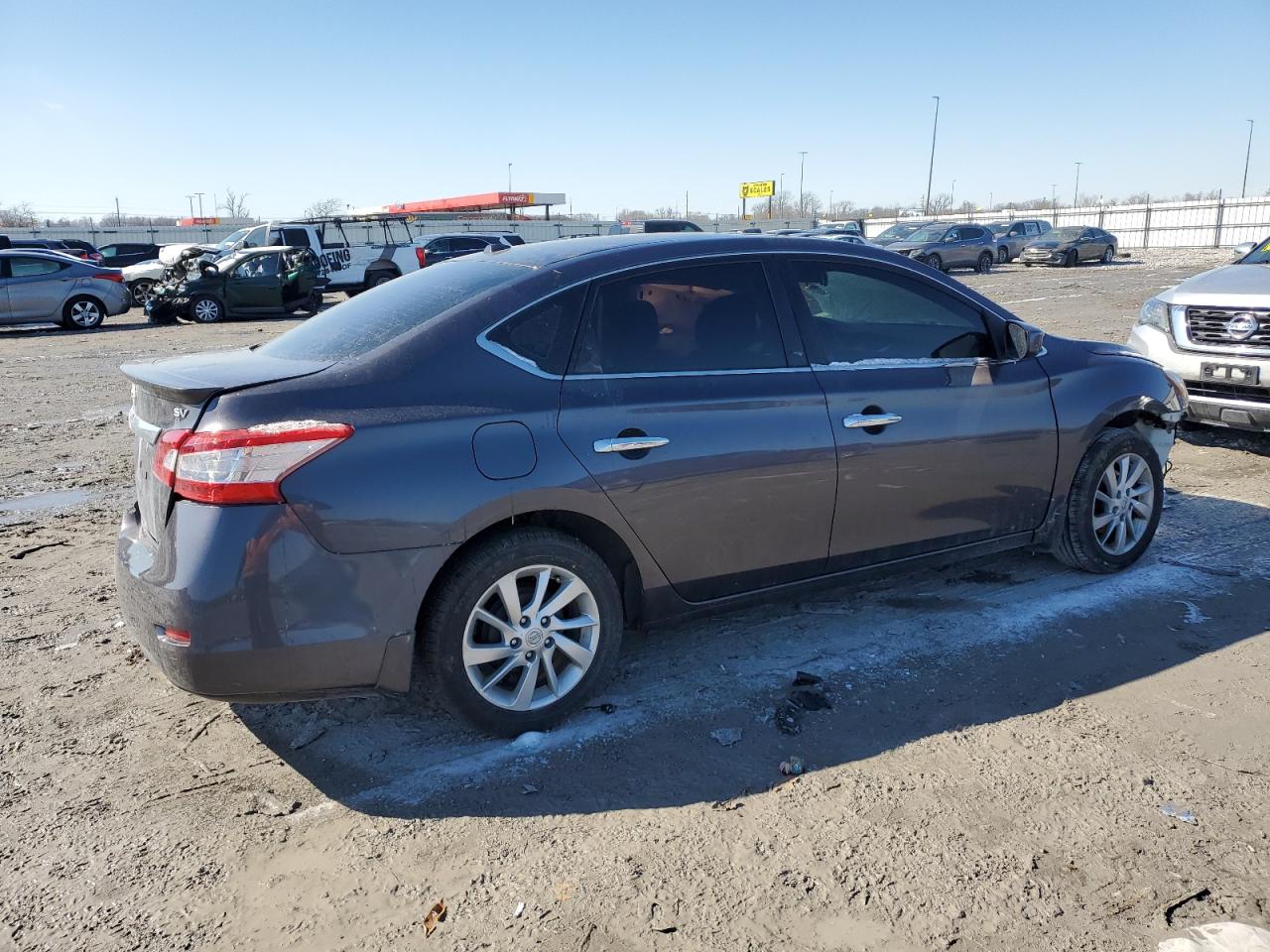 2015 Nissan Sentra - Image 3