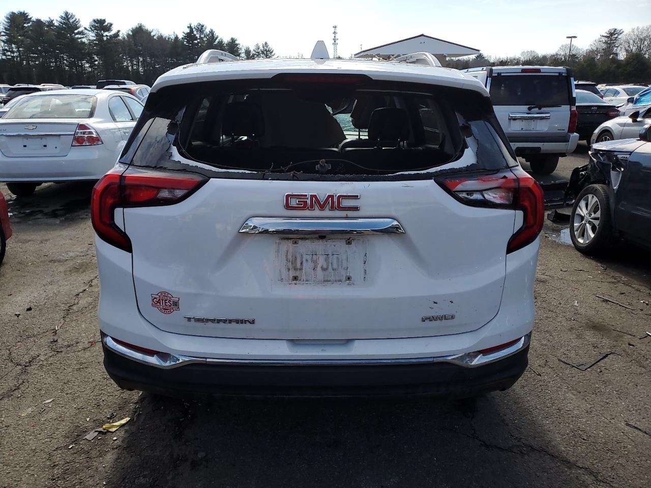 2018 GMC Terrain - Image 6