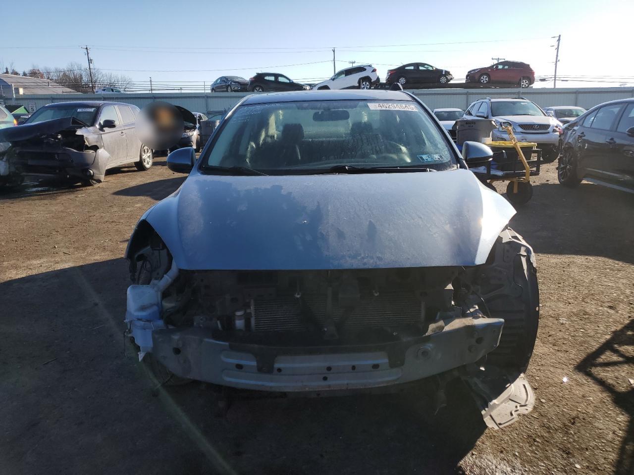 2010 Mazda 3 - Image 5